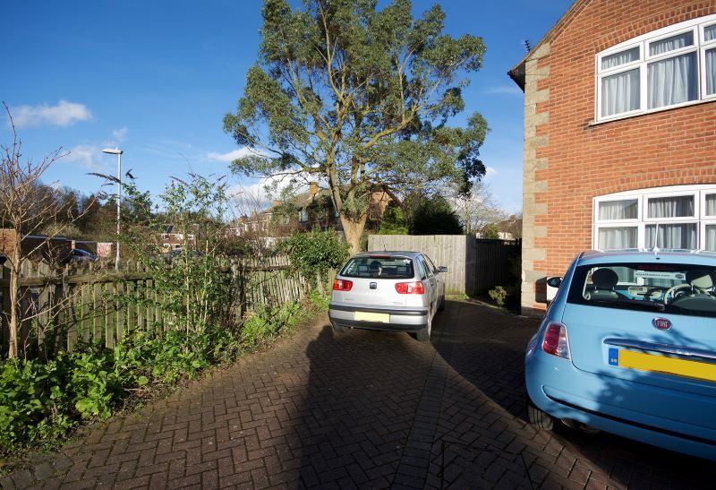 Garages To The Rear Of 10 York Road Ipswich Suffolk Ip3 8bx