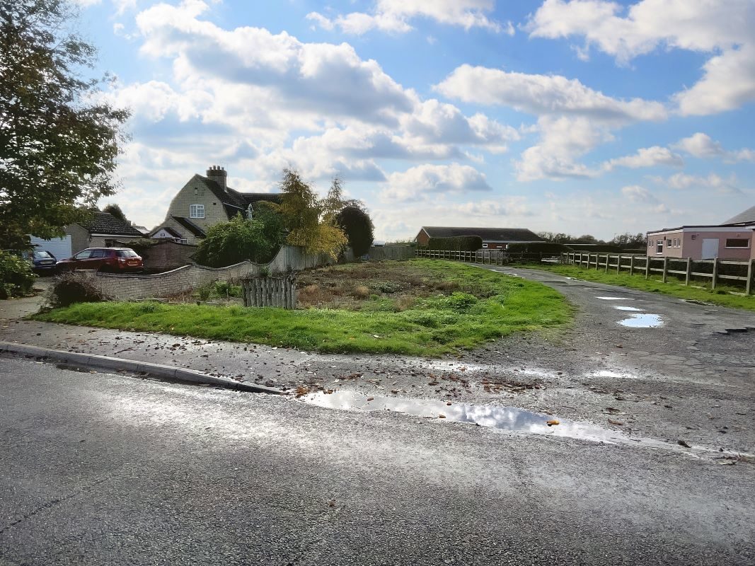 Land adjacent to 295 High Road, Trimley St. Martin, Felixstowe, Suffolk ...